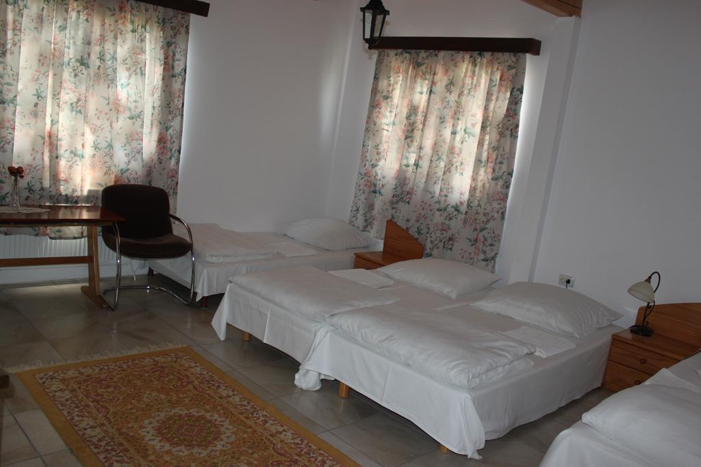 Casa Altius Felix Apartment Baile Felix Bagian luar foto